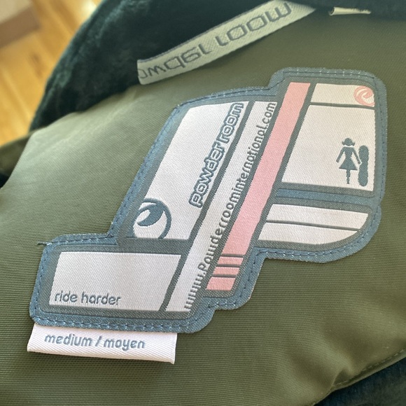 Powder Room Snowboarding jacket. - Picture 8 of 13